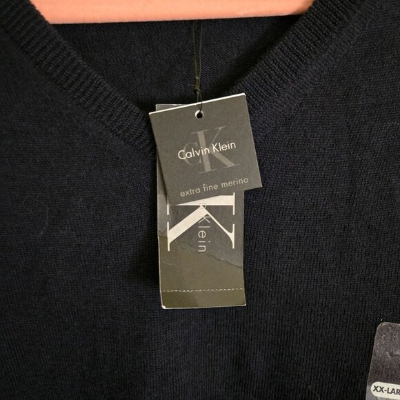 Calvin Klein NWT *Flaw Navy Extra Fine Merino Wool V Neck Navy Sweater Size XXL - Picture 4 of 7